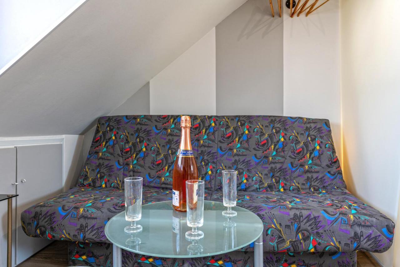 Domaine De Pharaon Apartment Морле Екстериор снимка